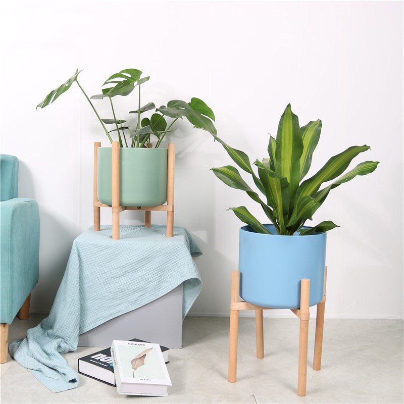 Plant Pots With Wooden Stands